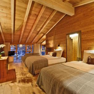 Schlafzimmer mit zwei Einzelbetten - Chalet Gran Cil