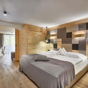 Schlafzimmer mit Doppelbett - Juniorsuite Superior
