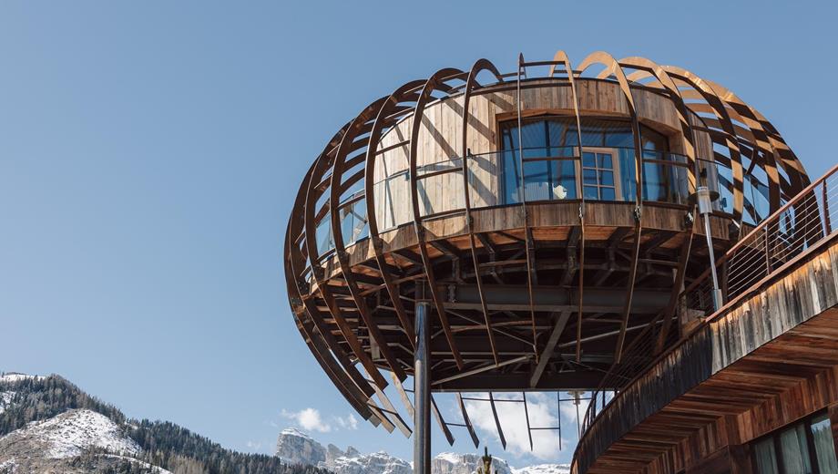 The sauna seen from below