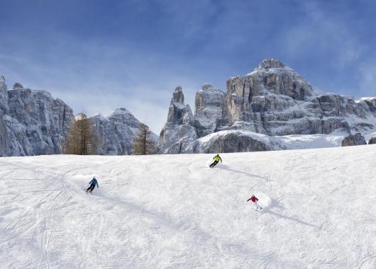 Skiing in Alta Badia