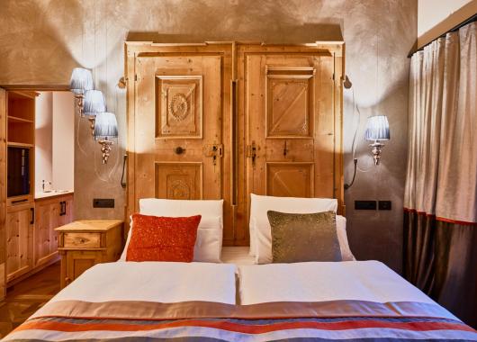 Doppelbett - Suite Dolomites Mountain Spa