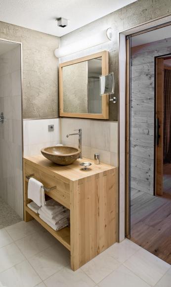 Bathroom in Lasa Marble - Chalet Gardensuite