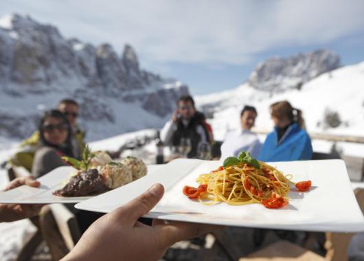Delizie culinarie sulla baita da sci