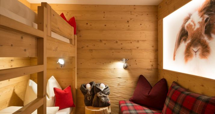 Schlafzimmer mit Stockbett - Chalet Gardensuite