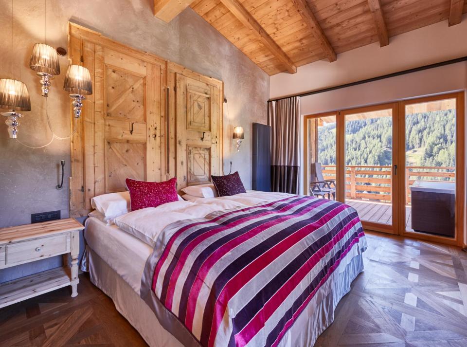 Camera matrimoniale con terrazza - Suite Dolomites Mountain Spa