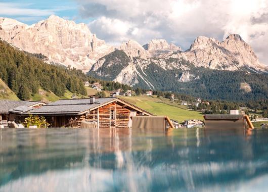 Sky Pool mit Aussicht