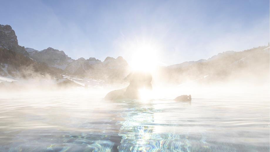 Entspannen im beheizten Sky Pool