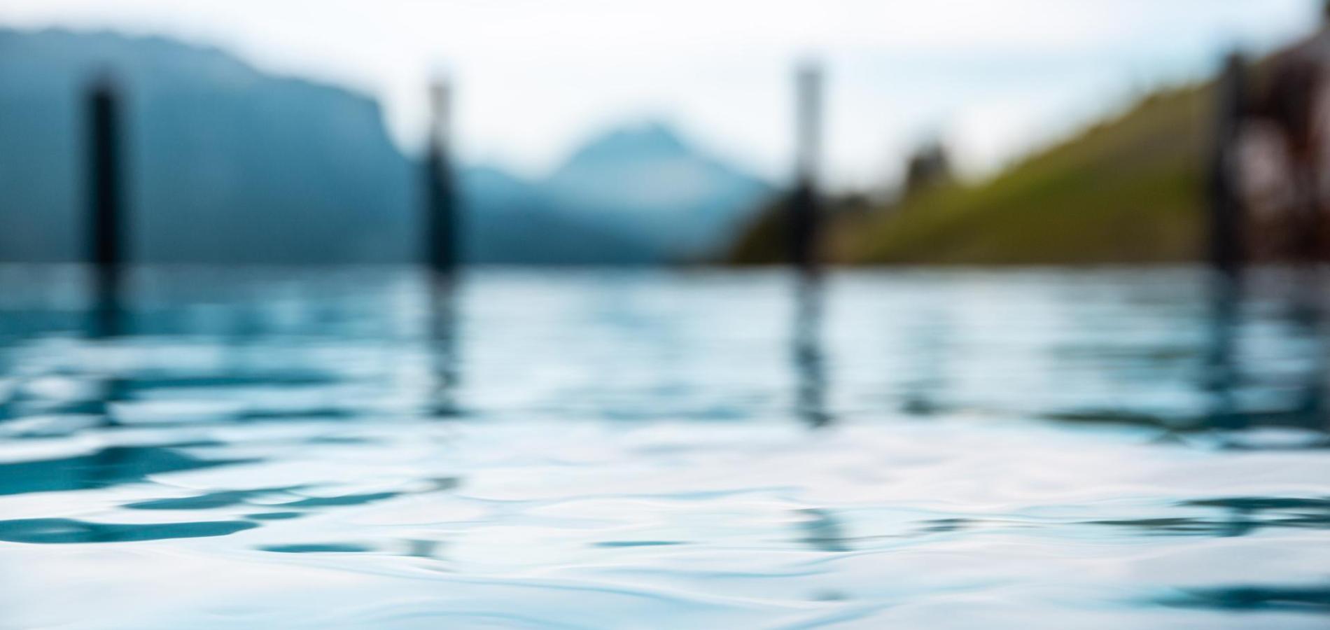 L'acqua della Sky Pool