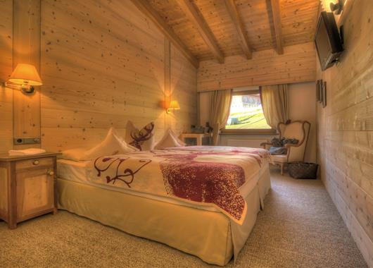 02hotel-fanes-camera-standard-251012